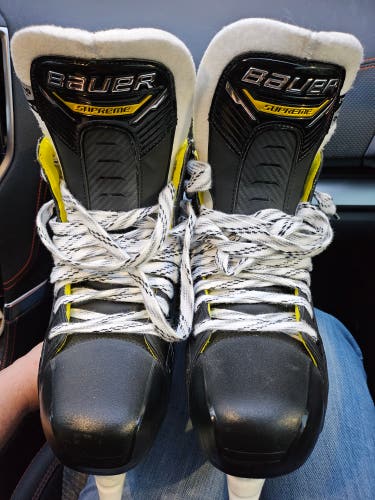 Bauer Supreme M4 Hockey Skates 9.5 (Used)