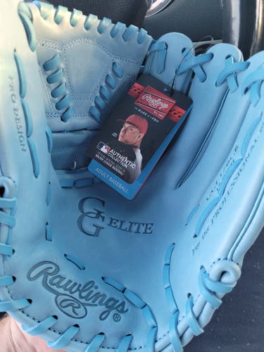 Pitcher's RH Rawlings Baseball Glove 12" (New)
