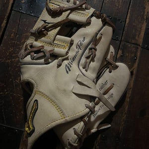 2024 Mizuno Classic Pro RH Infield Baseball Glove 11.5" (New)