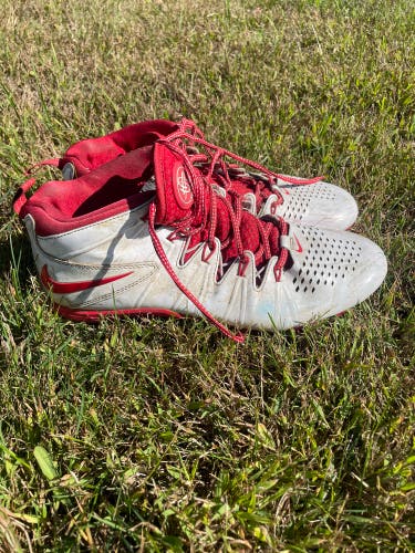White Men's Size M 11.0 (W 12.0) Adult Nike Huarache Mid Top (Used)