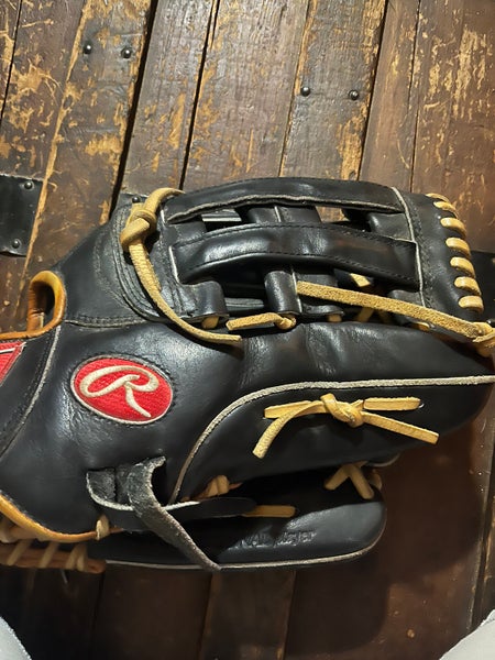 2025 Rawlings Heart of the Hide RH Outfield Baseball Glove 12.75" (New)
