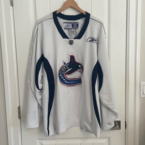 Authentic Vintage Reebok Vancouver Canucks Practice White Jersey West Coast XXL