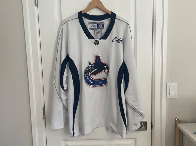 Authentic Vintage Reebok Vancouver Canucks Practice White Jersey West Coast XXL