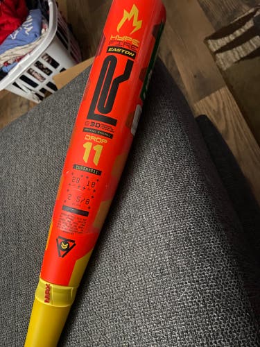 Easton Hype Fire Composite USABat Certified Bat (-11) 18 oz 29" (New)