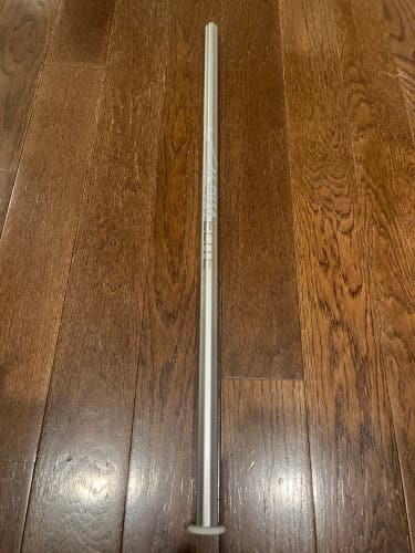 Adult Nike Alpha Elite Shaft