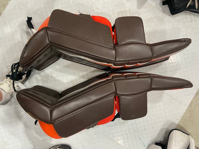 Vaughn Pads from Bowling Green - 35+2 | Dop