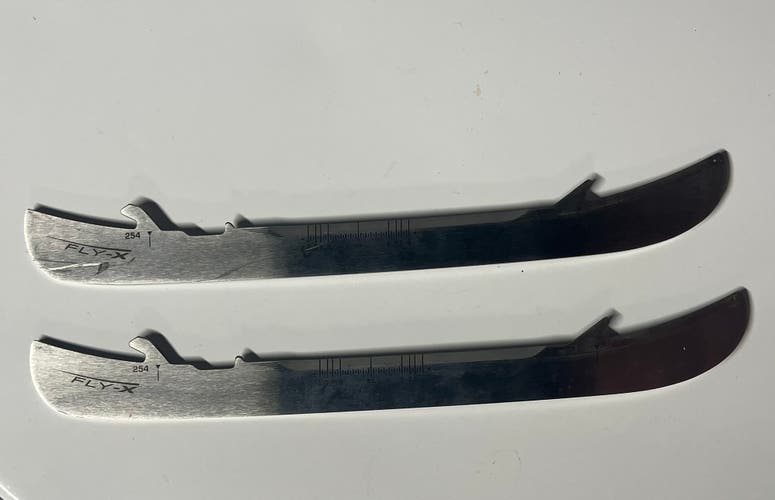 BAUER FLY-X STEEL RUNNERS SIZE 254mm USED