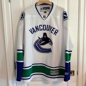 Authentic Reebok Vancouver Canucks White Orca Jersey Size XXL 2XL