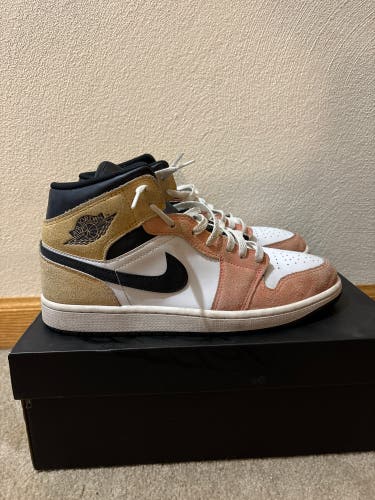 Men's Size M 10.0 (W 11.0) Jordan Shoes (Used)
