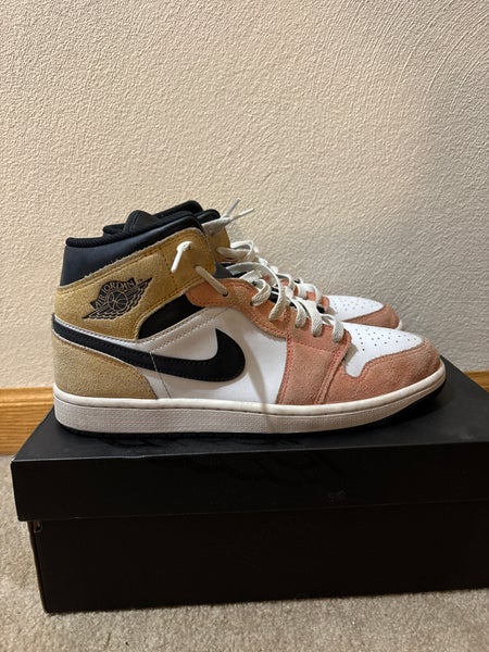 Men's Size M 10.0 (W 11.0) Jordan Shoes (Used)