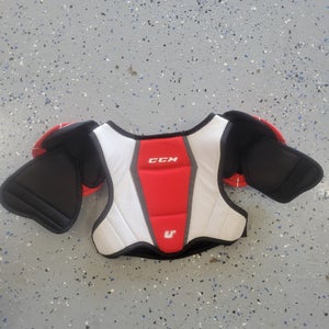 Youth Large CCM Shoulder Pads (Used)