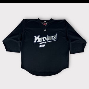 Black Medium Men's Under Armour Jersey (Used)