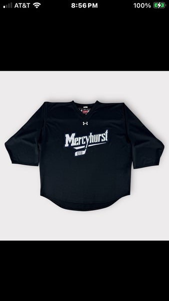 Black Medium Men's Under Armour Jersey (Used)