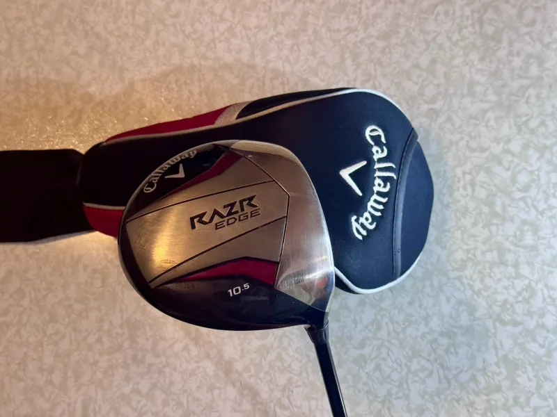Callaway RAZR EDGE Driver 10.5* Regular Flex 65g Graphite Shaft RH + Head Cover
