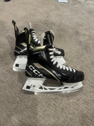 2024 CCM AS-V Hockey Skates Regular Width 9 (Used)