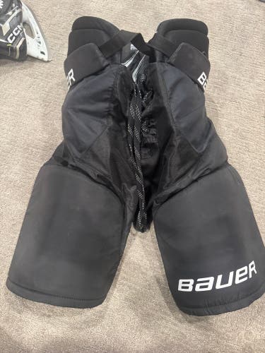 Senior Medium Bauer Bauer x Hockey Pants (Used)