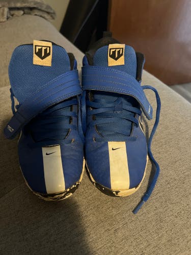 Blue Kid's 4.5Y (Big Kids / Youth) Youth Nike Trout Low Top Molded Cleats (Used)