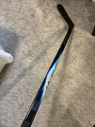 Senior Bauer Vapor FlyLite Left Hand Hockey Stick P90TM (New)