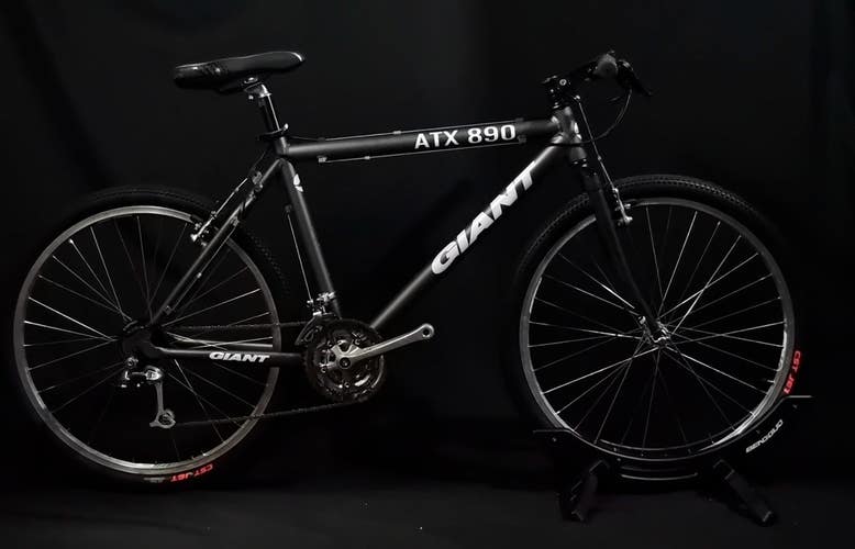 GIANT ATX 890 MTB BIKE SIZE LARGE, 19", 21 SPEED, ALUMINUM NEW PAINT AND MORE
