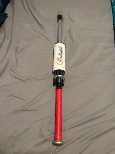 Pro Velocity Bat 33" (Almost New)