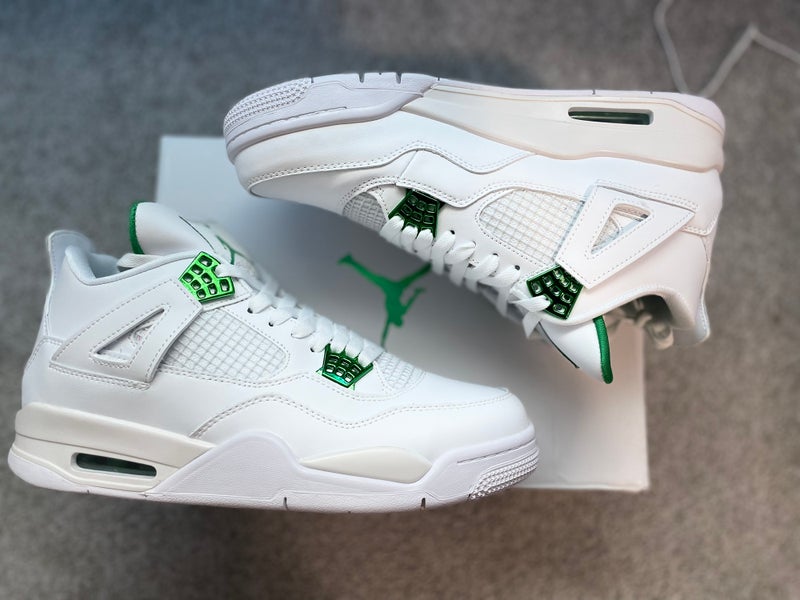 White Men's Size M 10.0 (W 11.0) Adult Air Jordan Jordan 4 Shoes (New)