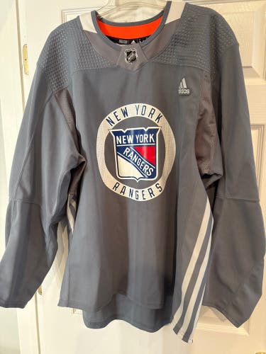 Gray Size 56 Men's Adidas Jersey (Used)
