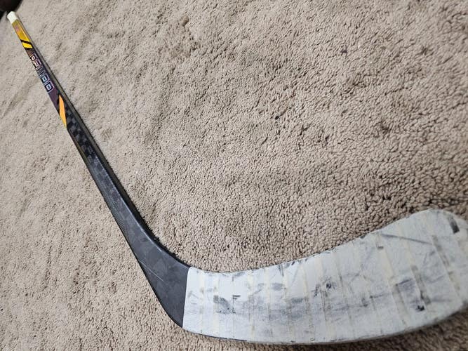 DREW O'CONNOR 24'25 Pittsburgh Penguins NHL Game Used Hockey Stick COA