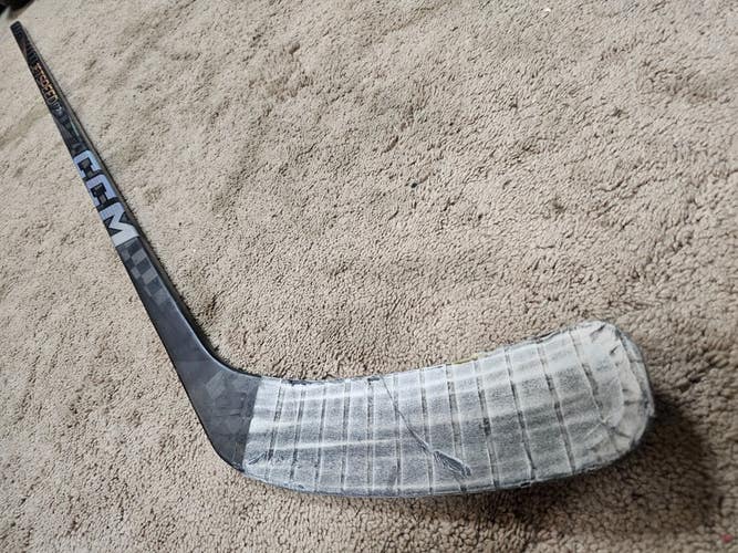 BLAKE LIZOTTE 24'25 Pittsburgh Penguins NHL Game Used Hockey Stick COA