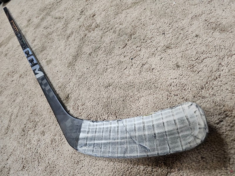 BLAKE LIZOTTE 24'25 Pittsburgh Penguins NHL Game Used Hockey Stick COA