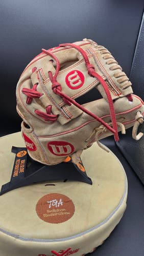 Infield RH Wilson A2000 DP15 Baseball Glove 11.5"