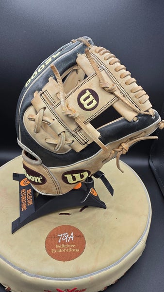 Infield RH Wilson A2000 1786 Baseball Glove 11.5" (Used)