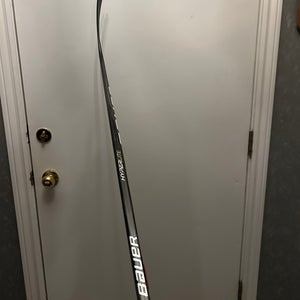 Intermediate Bauer Vapor Hyperlite Left Hand Hockey Stick P14 (New)