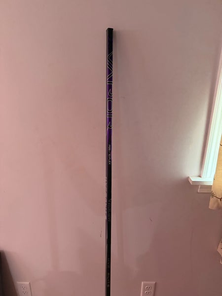 Custom Purple Intermediate Bauer Vapor Hyperlite 2 Left Hand Hockey Stick PP28 (New)