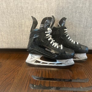 2023 Bauer Supreme Mach Hockey Skates Size 5 (Used) with Extra Set of LS Pulse Ti Steel