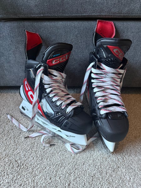 CCM JetSpeed Control Hockey Skates Regular Width 8 (Used)