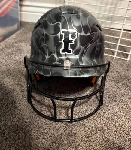 One Size Fits All Schutt Batting Helmet (Used)