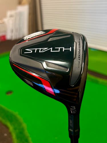 Men's 2023 TaylorMade Stealth Right Handed Fairway Wood 3 Wood (Used)