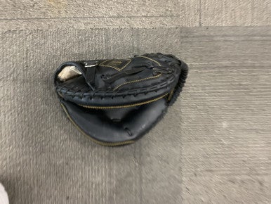 Used Franklin FIELDMASTER SERIES BB/SB Catchers RH Throw Black 31 1/2" 11614-S000222827