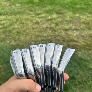 Men's 2024 Callaway AI Smoke RH Regular Flex (7 Clubs5-GW) Steel Shaft (Used)
