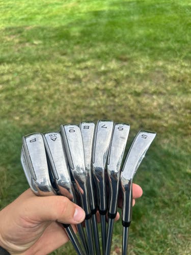 Men's 2024 Callaway AI Smoke RH Regular Flex (7 Clubs5-GW) Steel Shaft (Used)