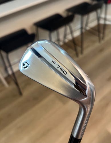 TaylorMade P-790  Iron Set 7 Pieces