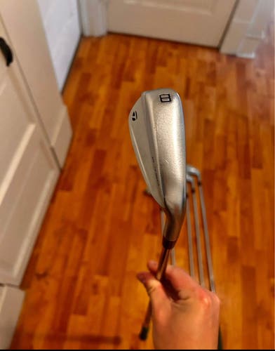 TaylorMade P-790 Right Handed Iron Set Stiff Flex 6 Pieces