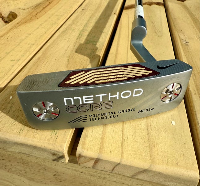 Nike Method Core Blade Right Handed Putter 34" (Used)