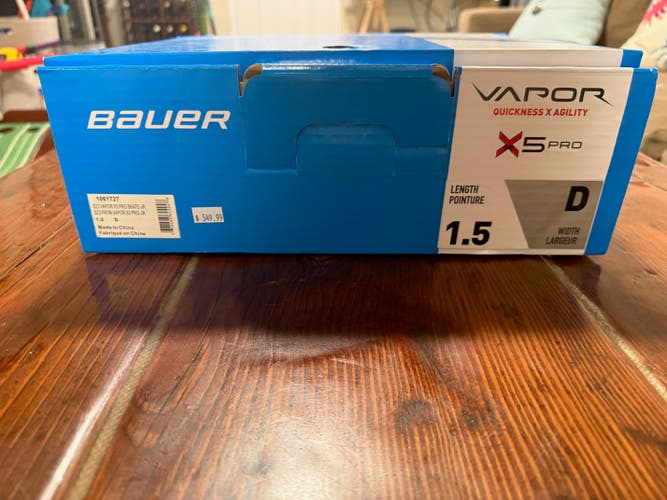 2025 Bauer Vapor X5 Pro Hockey Skates Regular Width Size 1.5 (Used)