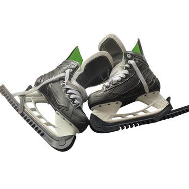 Used Bauer XLS Junior Hockey Skate Junior 05 11479-S000405427