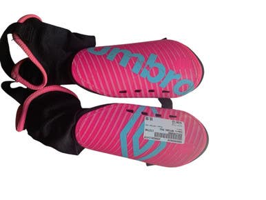 Used Umbro ARTURO PKG Soccer Shin Guards Junior Pink LG 11479-S000404834