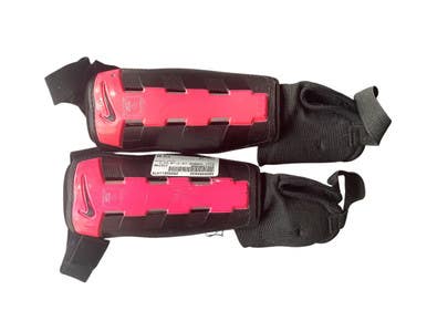 Used Nike CHARGE Soccer Shin Guards Junior Black And Pink LG 11479-S000404832