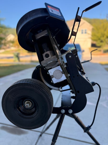 (Used) ATEC M3X 2.0 Baseball Training Machine - On Tripod ...