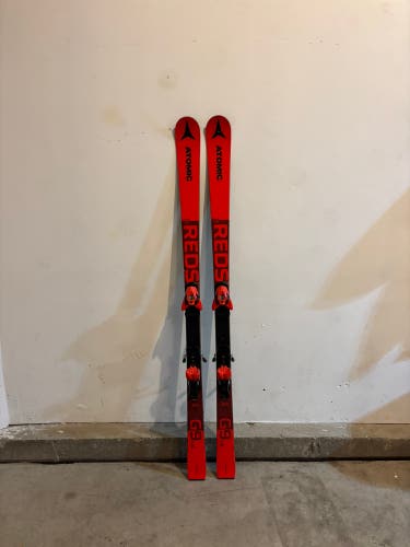 Atomic GS 159 cm 2022 Racing Skis With Bindings Max Din 10 (Used)