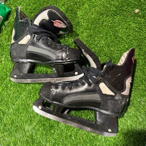 CCM Edge 4.3 Hockey Skates Regular Width 7 (Used)